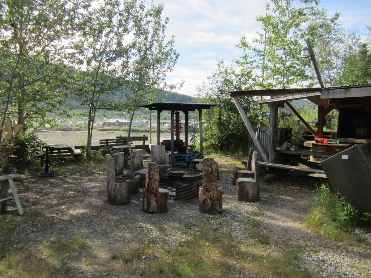Dawson City River Hostel Dış mekan fotoğraf