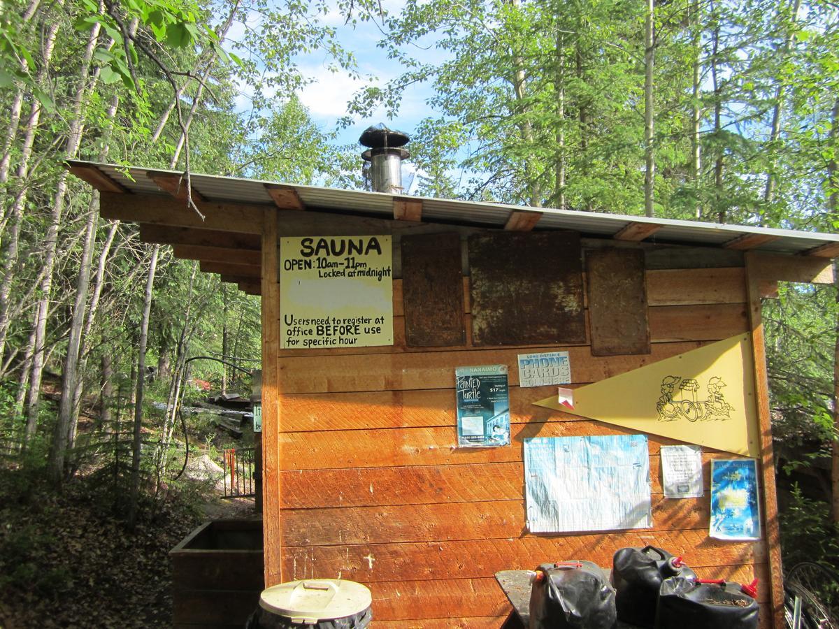 Dawson City River Hostel Dış mekan fotoğraf