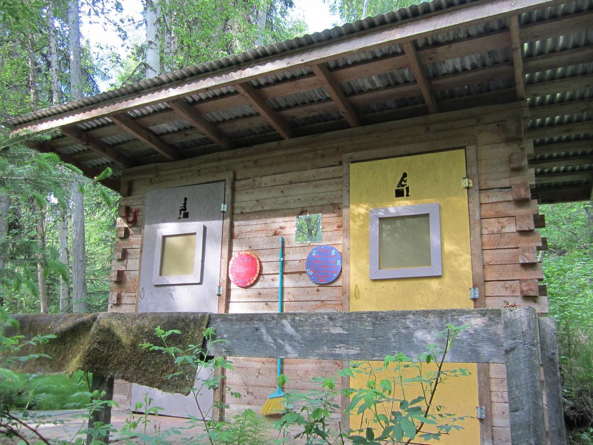 Dawson City River Hostel Dış mekan fotoğraf